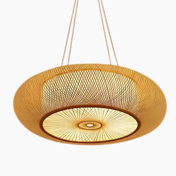Suspension artisanale en bambou d'inspiration orientale