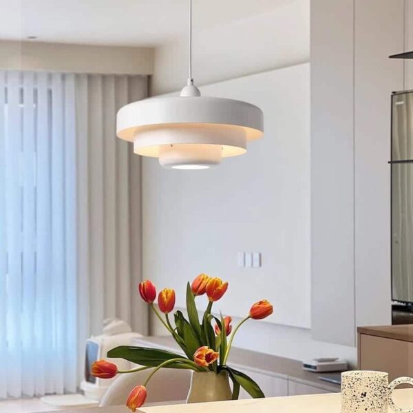 Suspension circulaire design nordique