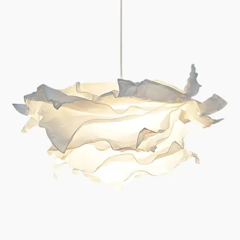 Suspension contemporaine aux courbes nuageuses