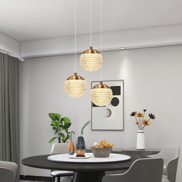 Suspension cristalline contemporaine