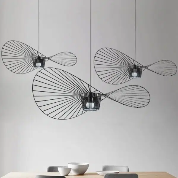 Suspension nordique à l'élégance contemporaine