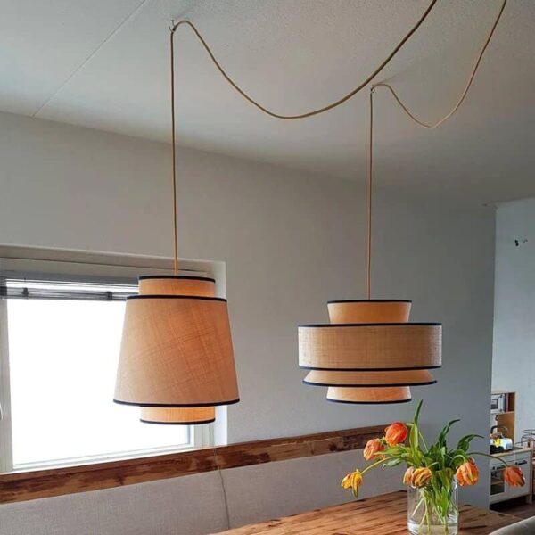 Suspension textile contemporaine d'inspiration asiatique