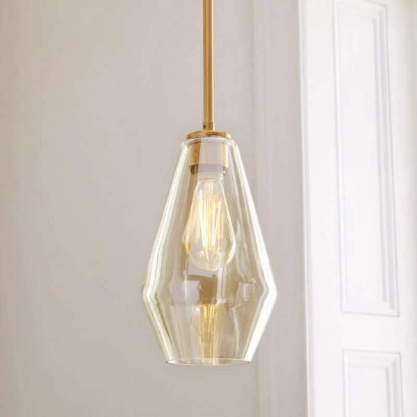 Suspension contemporaine en verre cristallin
