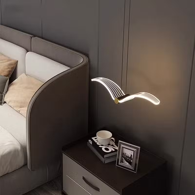 Suspension LED artistique à l'élégance contemporaine