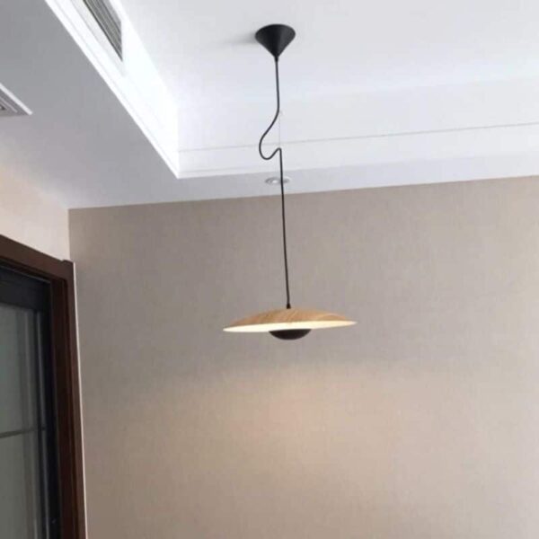 Suspension LED minimaliste nordique aux lignes épurées