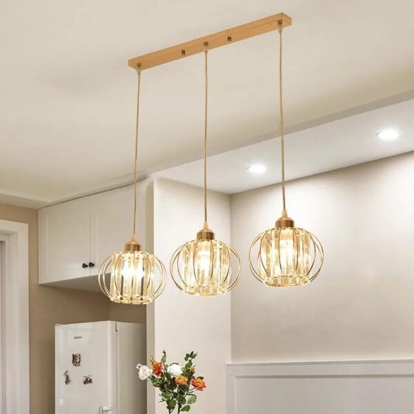 Suspension luminaire contemporaine en finition or satiné