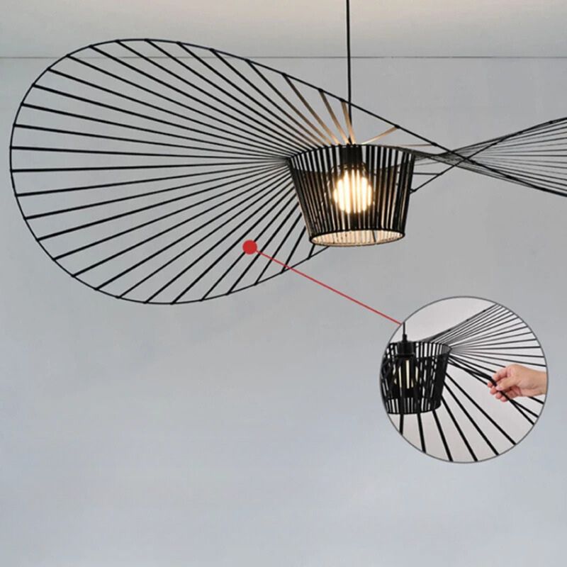 Suspension aérienne aux lignes épurées