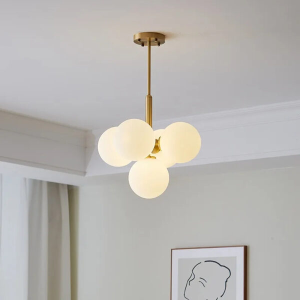 Suspension contemporaine aux sphères en cristal minéral