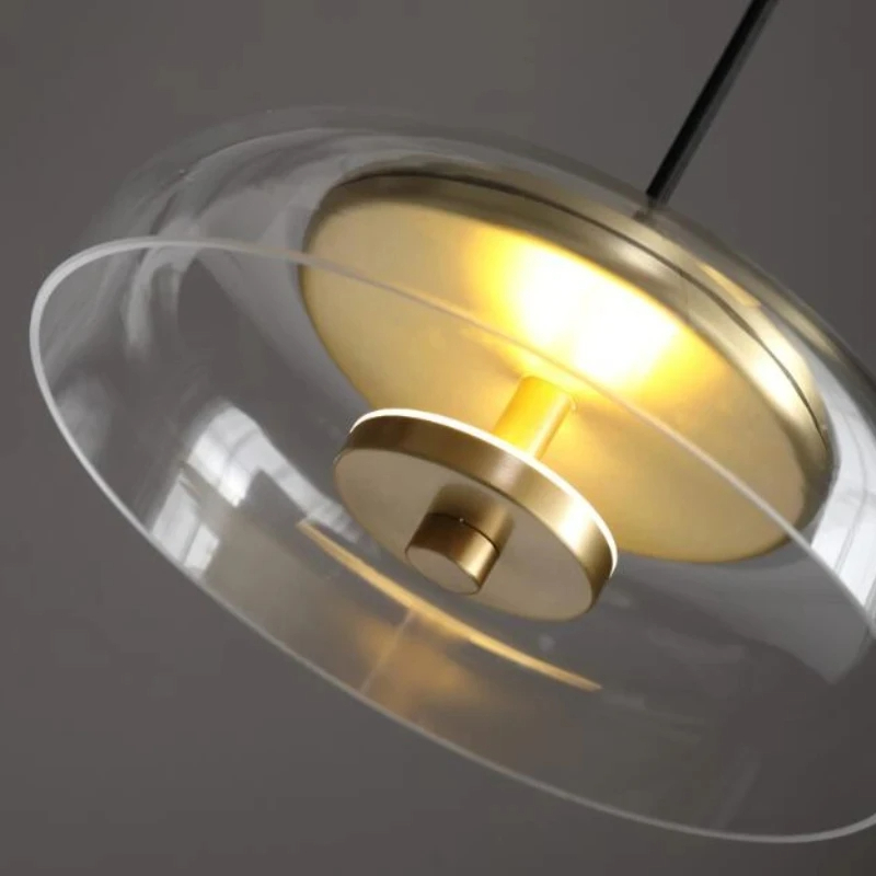Suspension contemporaine avec diffuseur en verre noble