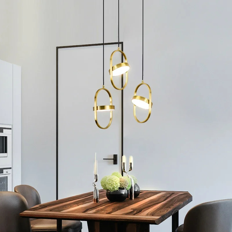Suspension design ajustable aux lignes contemporaines