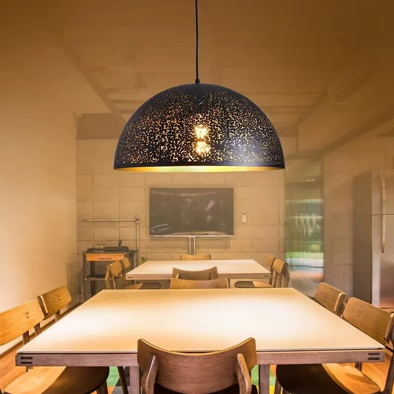 Suspension LED contemporaine hémisphérique noire