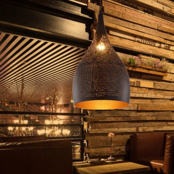 Suspension LED raffinée aux motifs orientaux ajourés