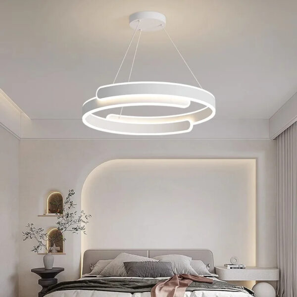 Suspension luminaire circulaire LED en blanc raffiné