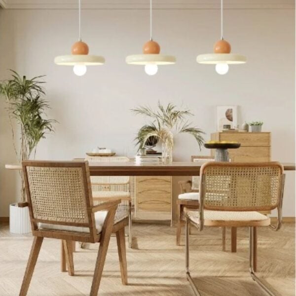 Suspension luminaire contemporaine à l'esthétique raffinée