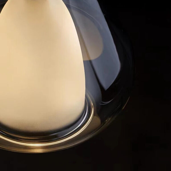 Suspension luminaire LED en verre: alliance de pureté et raffinement