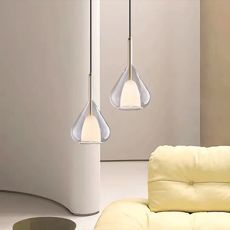 Suspension luminaire LED en verre: alliance de pureté et raffinement