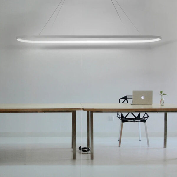 Suspension luminaire LED ovale en métal blanc raffiné