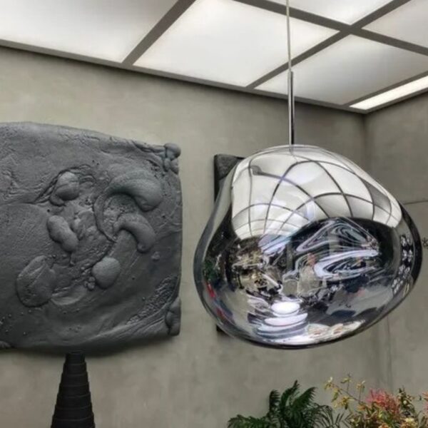Suspension luminaire sphérique au fini argenté contemporain
