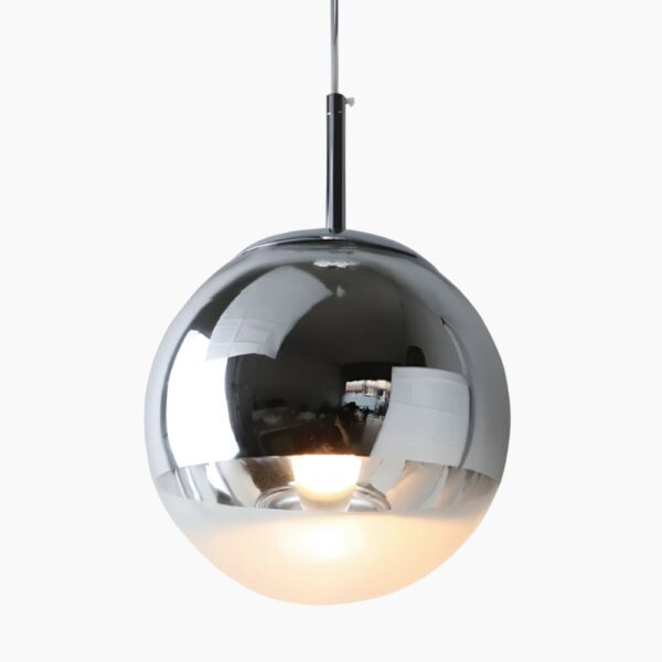 Suspension luminaire sphérique en métal noble