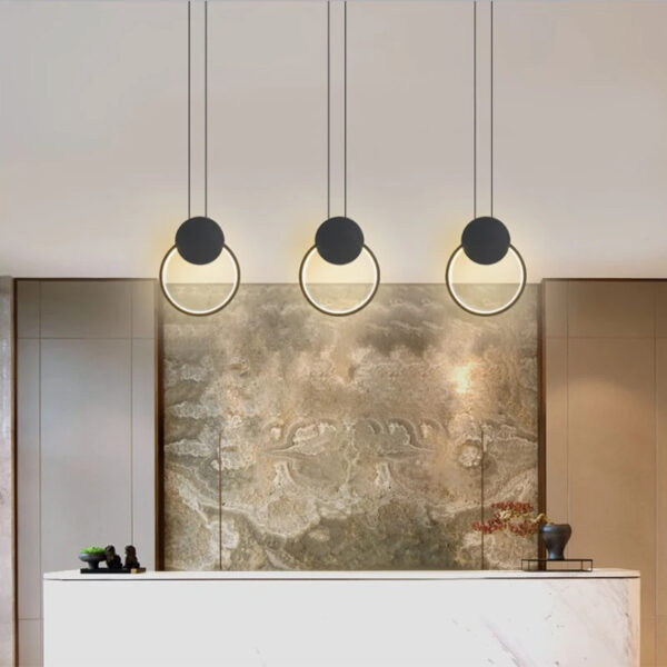 Suspension nordique circulaire d'inspiration contemporaine