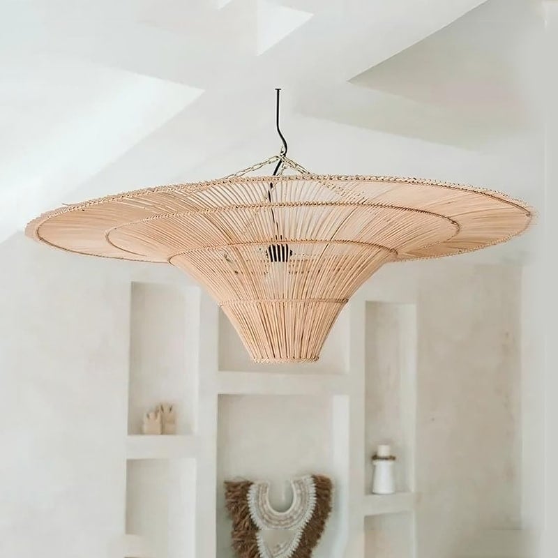 Suspension Lumineuse Artisanale en Rotin Naturel