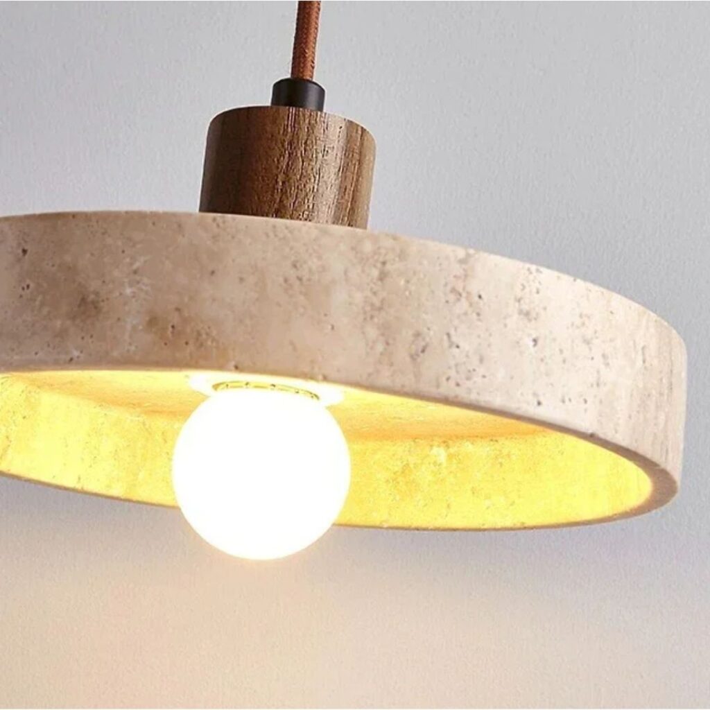 Suspension contemporaine en travertin naturel
