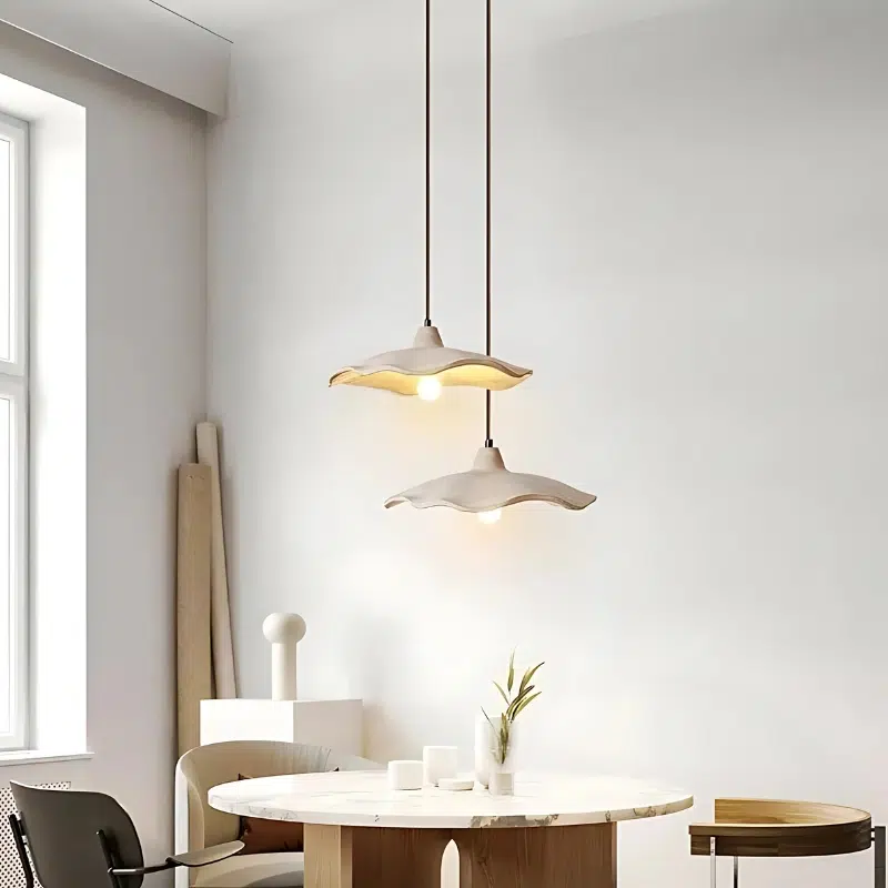 Suspension artisanale en pierre d'inspiration orientale